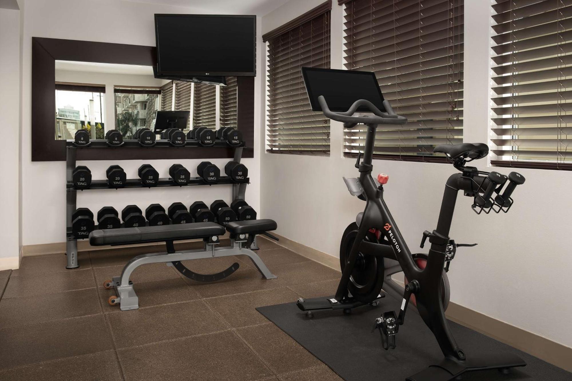 Hotel Hilton Garden Angeles Marina Del Rey 3*
