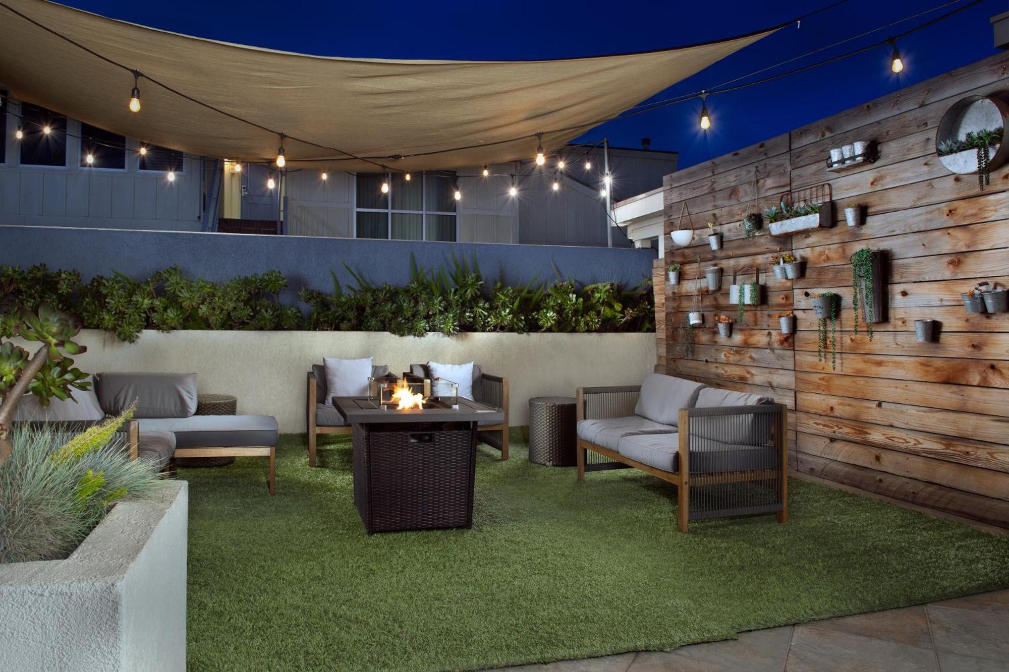 Hilton Garden Angeles Marina Del Rey 3*